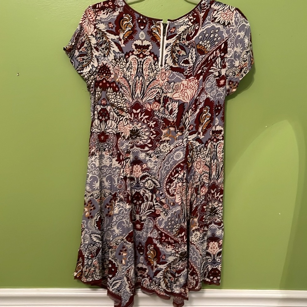 EUC Silence + Noise Floral Dress - Picture 4 of 4